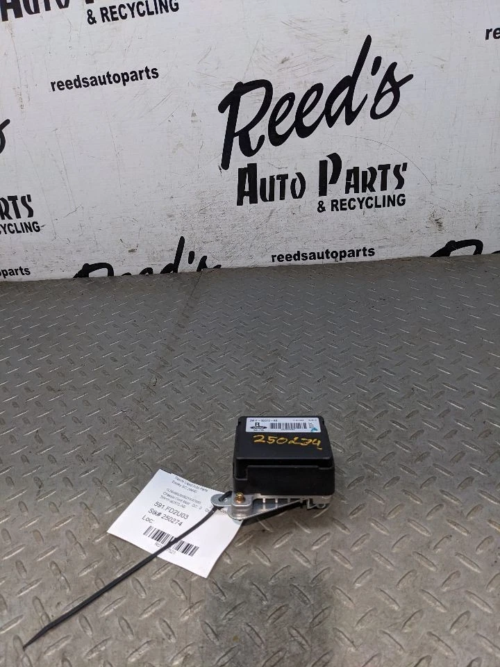 Módulo de bomba de combustible Lincoln Town Car Driver Assist 2003-2005 OEM 3W1F-9D371177521 Foto 1 de 4