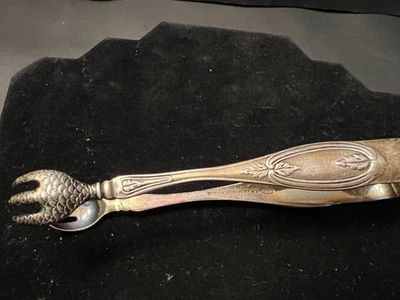 BIGELOW KENNARD Bird Claw Tongs  Sterling Silver - 32.6 Grams Monogrammed "S" - Image 1 of 4