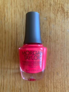 Brand New MORGAN TAYLOR Nail Lacquer 15ml-Hip Hot Coral (50222) Neon - Picture 1 of 8