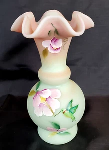 Fenton Lotus Mist Burmese Uranium Art Glass Vase w/Painted Flowers Hummingbird - Picture 1 of 5