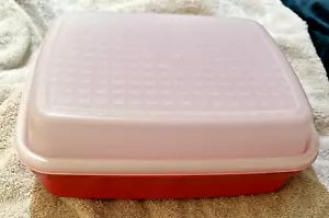 Tupperware SMALL Season Serve Jr Junior Marinade Container Keeper Red New - Picture 1 of 2