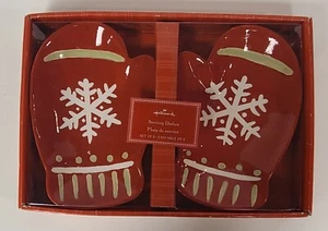 Hallmark Christmas Serving Dishes Snowflake Mittens Set of 2 NEW IN BOX - Picture 1 of 5