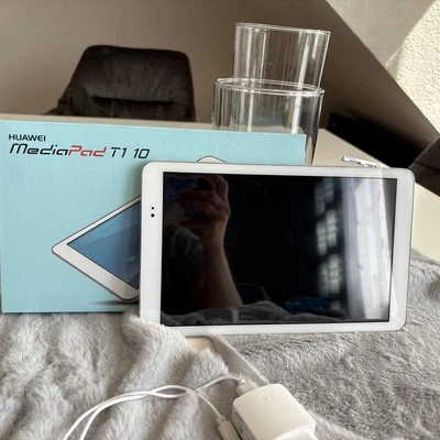 Huawei MediaPad  T1 A21L WIFI LTE mit 16GB SPEICHER WEISS SILBER  - Bild 1 von 4