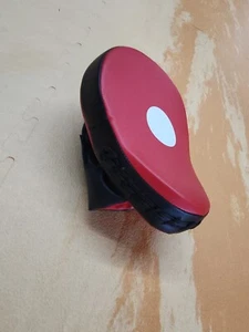 Focus Mitt - Picture 1 of 2