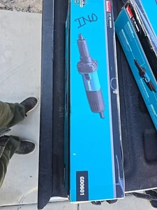 Nueva amoladora recta con cable Makita - GD0601 - Vendedor de EE. UU. - Imagen 1 de 2