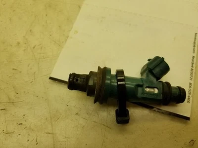 99 00 01 02 03 TOYOTA SIENNA INYECTOR DE COMBUSTIBLE Foto 1 de 4