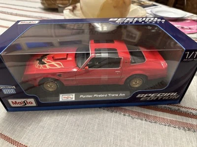 1978 PONTIAC FIREBIRD TRANS AM RARE RED 1/18 DIECAST MODEL CAR BY MAISTO 31464 - Image 1 of 2