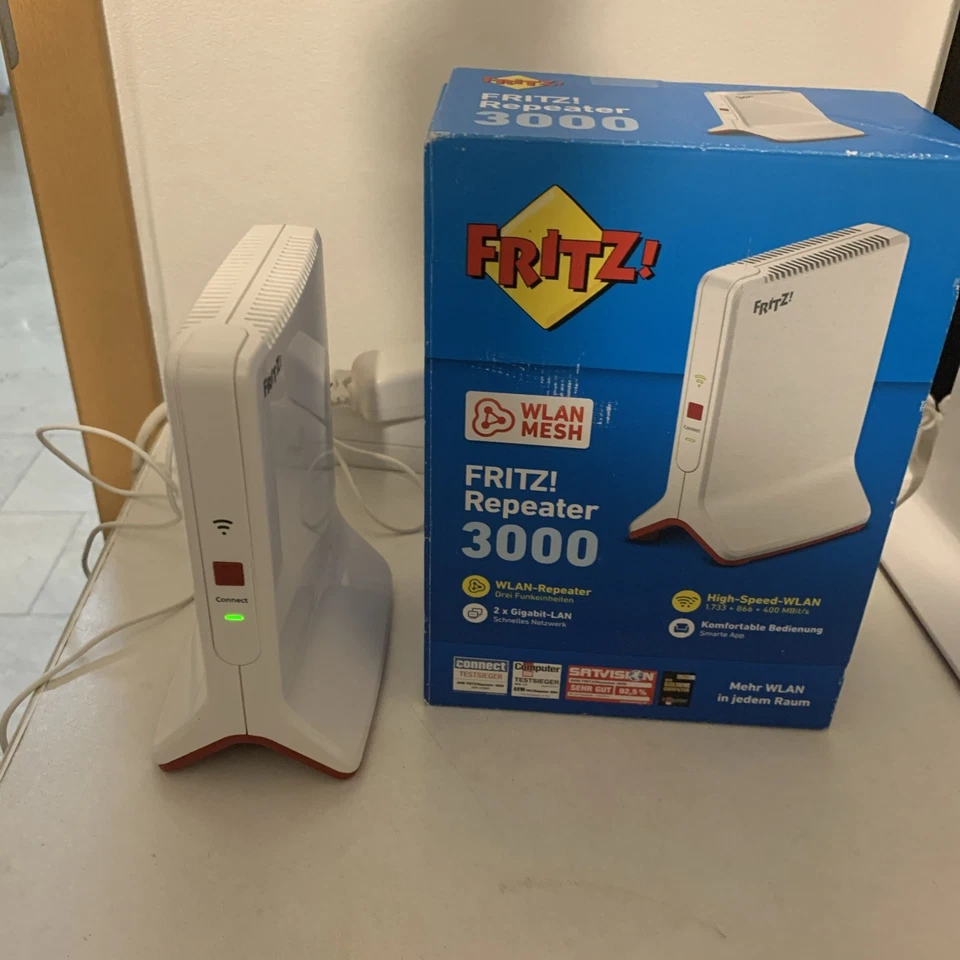 AVM FRITZ!Repeater 3000 Tri-Band Mesh WLAN AC 3 Gbit/S 2× Gigabit-LAN - Bild 1 von 1