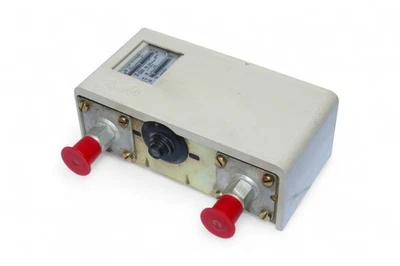 DANFOSS KP15 PRESSURE SWITCH 060-1265 - Image 1 of 4