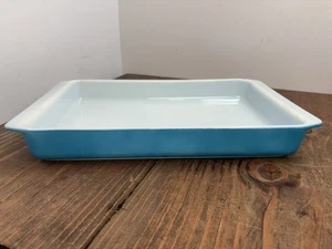 Vintage Pyrex Lasagna Pan 933 RARE Blue Turquoise - Picture 1 of 9