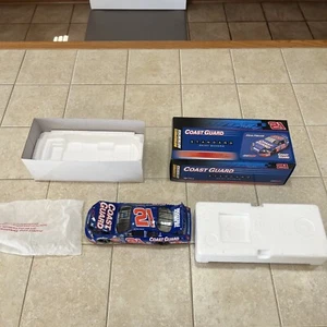 Motorsports Authentics KEVIN HARVICK #21 US Coast Guard 2006 Monte Carlo 1:24 - Picture 1 of 19