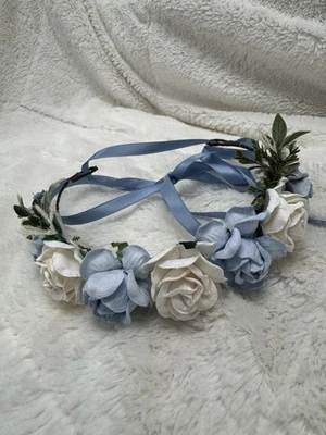 Correa ajustable corona de flores azul claro y blanco para niños Foto 1 de 4