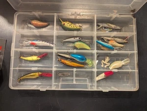 Freshwater fishing lot with boxes - Picture 1 of 8