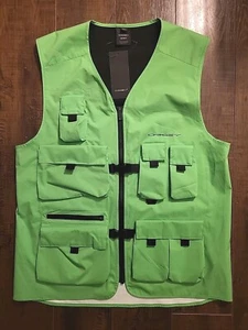Oakley Outdoor Vest Camping Hunting Fishing Tactical W/Pockets Green Size SMALL - Picture 1 of 11