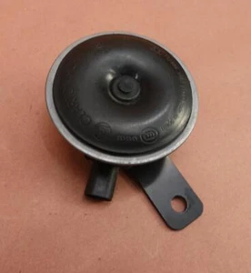 2013 11-18 BMW F 700 F700GS Horn Signal - Picture 1 of 8