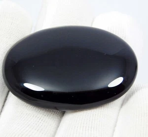 Increíble piedra preciosa suelta de ónix negro natural 81,45 quilates ovalada para joyería - Imagen 1 de 5