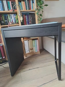 IKEA Schreibtisch "MICKE" schwarzbraun, 73cmx50cm; H75cm - Bild 1 von 2