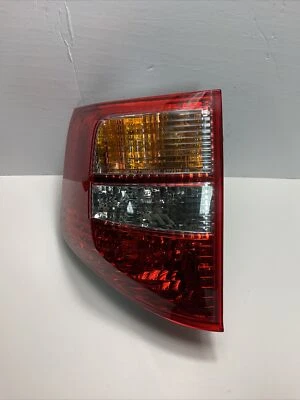 Luz trasera exterior del conductor del lado izquierdo Isuzu Axiom 2002-2004 LH OEM Foto 1 de 4