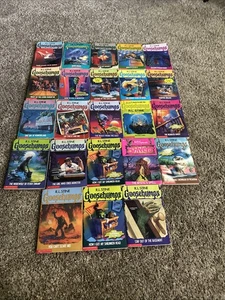 Huge Lot Of 23 Goosebumps Books Paperback Rl Stune Vintage Condition Varies - Imagen 1 de 7