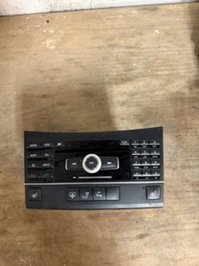 10-12 Mercedes E350 E550 Command Head Unit CD Changer Radio A2129002812 Oem - Picture 1 of 15