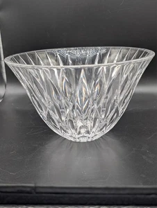 Ciotola di cristallo Marquis By Waterford Rainfall 6" altezza 10" larghezza - Foto 1 di 5