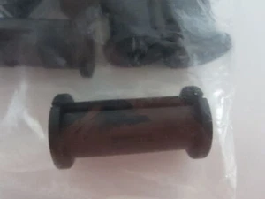 COMMSCOPE SSHA-38 1/2" Hanger Adapter Grommet for Use with 3/8" (LOT OF 6) - Picture 1 of 2