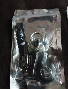 2 LA Dodgers Leather Key Rings - Picture 1 of 2