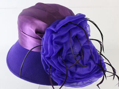 Sombrero Whittall And Shon Damas Púrpura Boutique Lana Fieltro con Flor y Plumas Foto 1 de 4