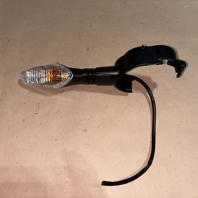 SEÑAL DE GIRO DELANTERO DERECHO DUCATI STREETFIGHTER V2 V4 ORIGINAL OEM Foto 1 de 4