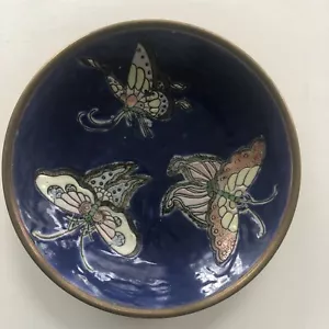 Antique Japan Brass Cloisonné Blue Enamel Bowl Signed Shuji Okiyo Butterfly - Picture 1 of 9