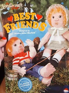 Tela di plastica The Needlecraft Shop Best Friends disegnata da Sandra Miller... - Foto 1 di 2