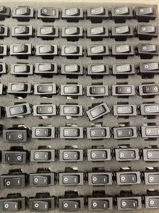 Marquardt (10 Stück) 1552.0103 Wippschalter - Bild 1 von 6