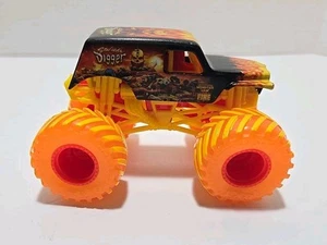 Monster Jam Son UVA Digger Fire And Ice 1/64 - Picture 1 of 7