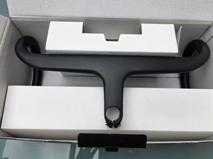 BONTRAGER AEOLUS RSL VR-C Integrated Stem Aero Carbon Drop Handlebar 420mm - Picture 1 of 4