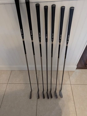 Ping men golf iron sets right handed - Image 1 of 4
