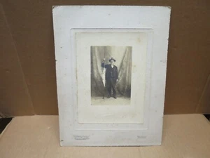 BOURGES (Cher) PECHE ancienne photographie portrait d'un pecheur de brochet - Picture 1 of 1