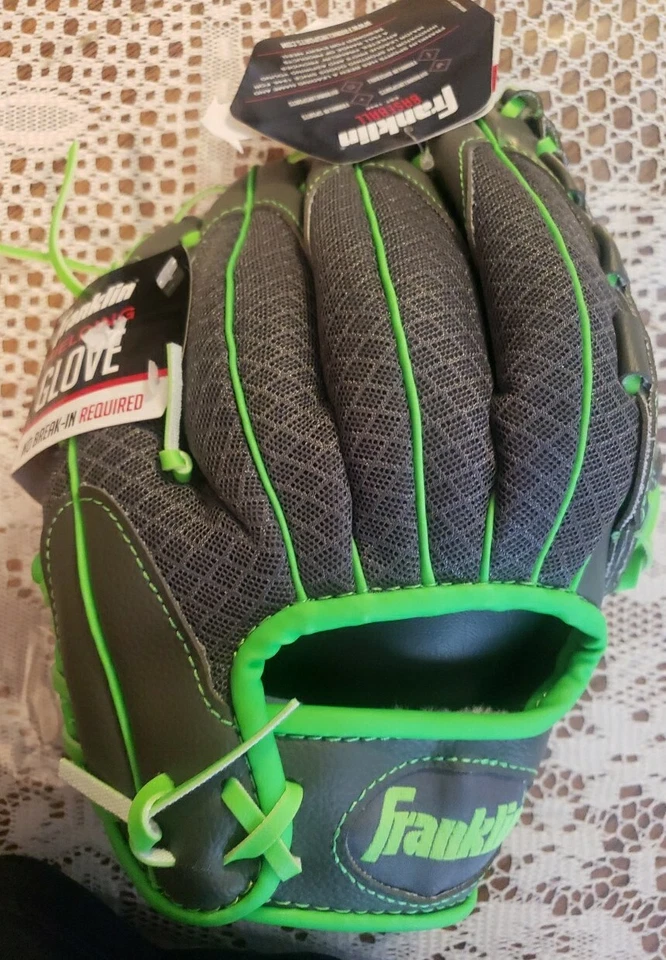 Franklin Shok Sorb Infinite Web 10.5" Model 22756 Youth Baseball Glove Green
