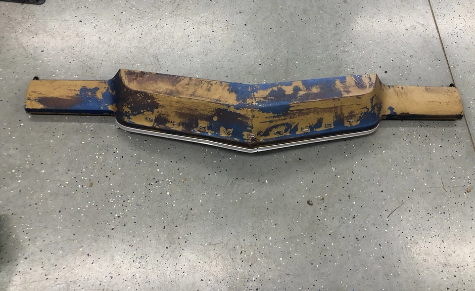 Chevrolet Impala Caprice 1971 panel de cabecera con molduras y letras Donk 71 Chevy Foto 1 de 4