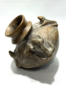 Vintage Clay Art Pottery 4 Frog Pot 6"x5.5" RARE UNIQUE PIECE OF ART - Picture 1 of 6