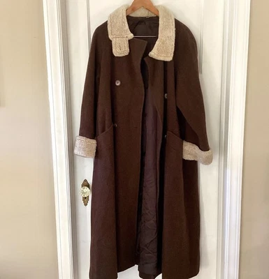 Abrigo largo de trapecio de lana marrón STEVE by Searle cuello y puños de piel sintética talla 8 de colección Foto 1 de 4