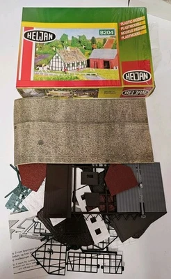 Heljan B203 HO A-Frame  Farm house and Barn - New, open box kit - Image 1 of 4