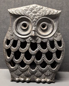 Vintage Cast Iron Owl Laying Down Candle Holder Incense Burner Poupourri 6"x5" - Picture 1 of 10