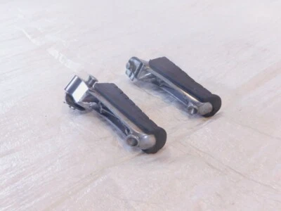 Reposapiés doble pasajero trasero izquierdo/derecho Yamaha Seca II XJ600S FZR1000 Foto 1 de 4