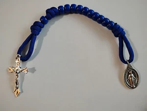 One Decade Paracord Rosary Blue Beads on Blue cord Silver Crucifix & Medal - Picture 1 of 2