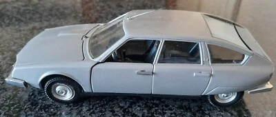 # POLISTIL # CITROËN CX 2200, scala 1/25, cod.S-38, NMINT NO BOX PRIMA SERIE  - Immagine 1 di 4