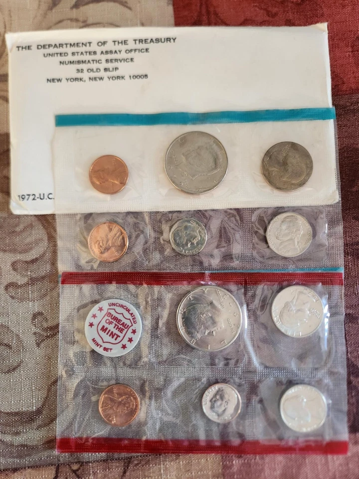 1972 Mint Uncirculated Coin Set - Image 1 of 1