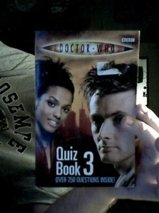 DOCTOR WHO QUIZ BOOK 3 PAPERBACK HOME FAMILY QUIZ NITE SAVE THE  ££££s  - Picture 1 of 2