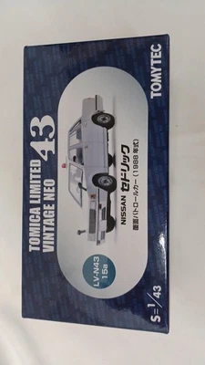 TOMYTEC 143 Nissan Cedric Masked Patrol Car Tomica Limited Vintage NEO - Image 1 of 4