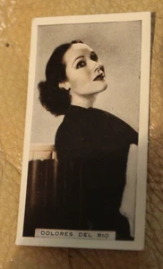 TARJETA COLECCIONABLE DOLORES DEL RIO 1933 BELLEZAS DE ESCENARIO Y CINE GODFREY PHILLIPS - Imagen 1 de 2