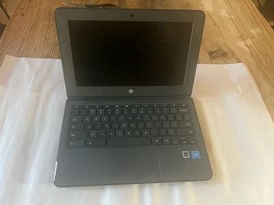 Chromebook HP G6 para piezas. Sin cables de alimentación. Leer descripción Foto 1 de 2